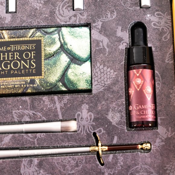 💋SOLD!💥 URBAN DECAY Game of Thrones GOT Vault - Picture 8 of 11